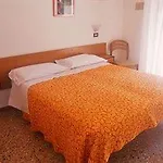 Ξενοδοχείο Bahia Λινιάνο Σαμπιαντόρο